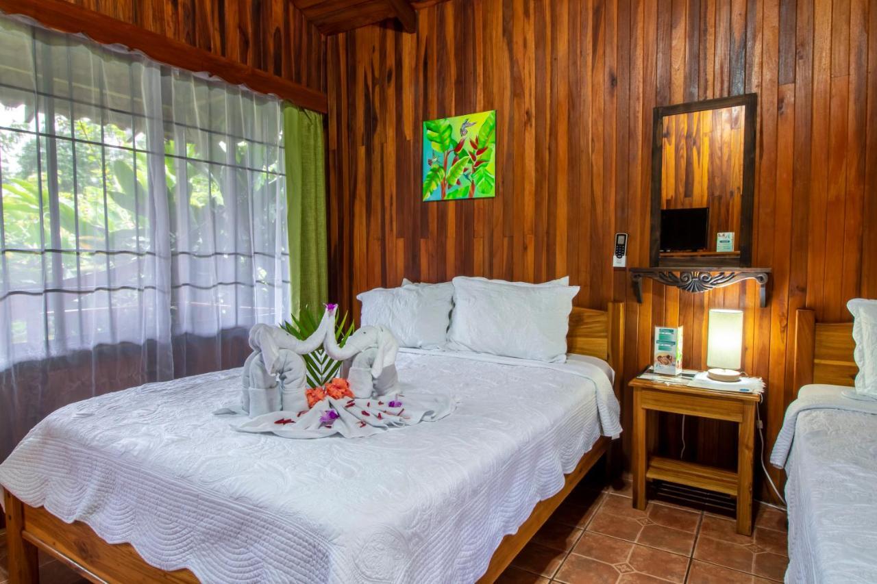Hotel Rancho Cerro Azul ラ・フォルトゥナ エクステリア 写真