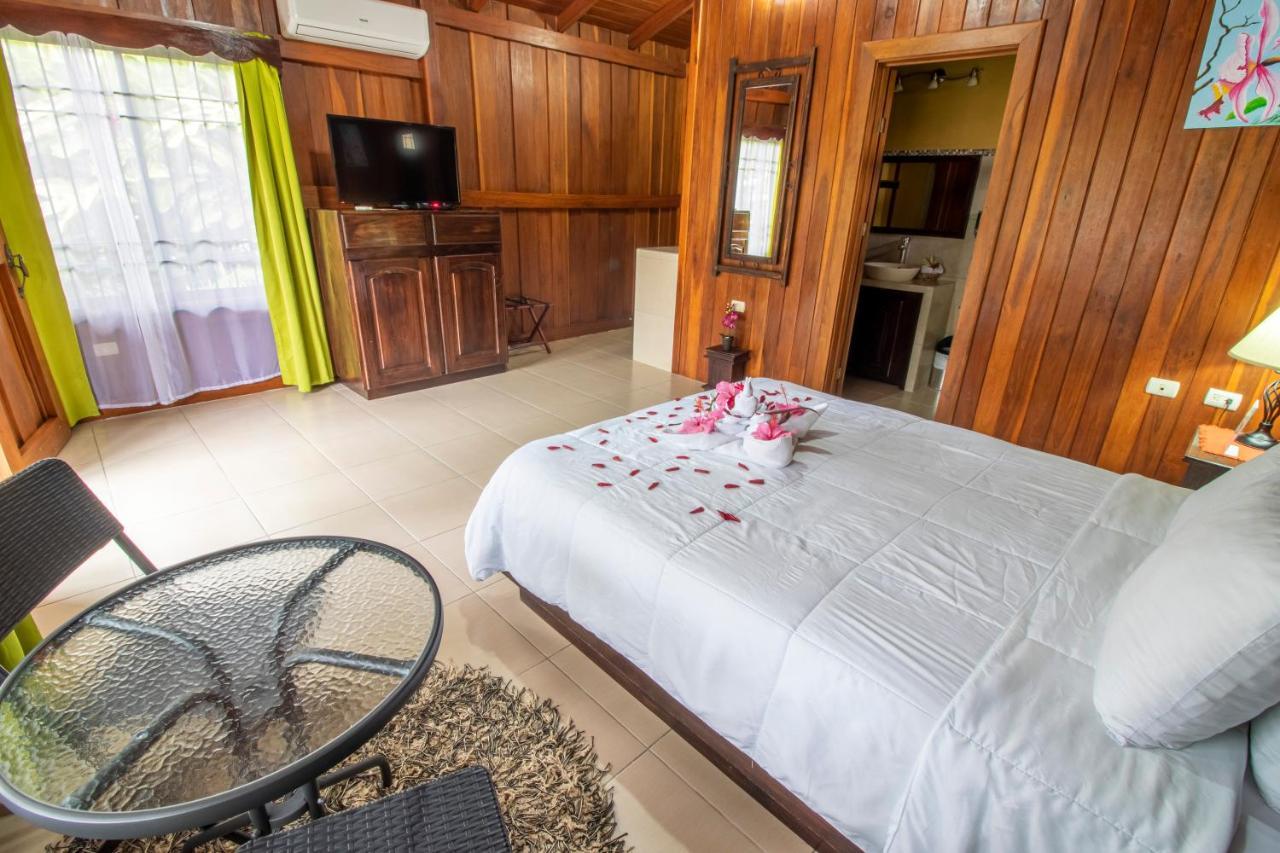 Hotel Rancho Cerro Azul ラ・フォルトゥナ エクステリア 写真