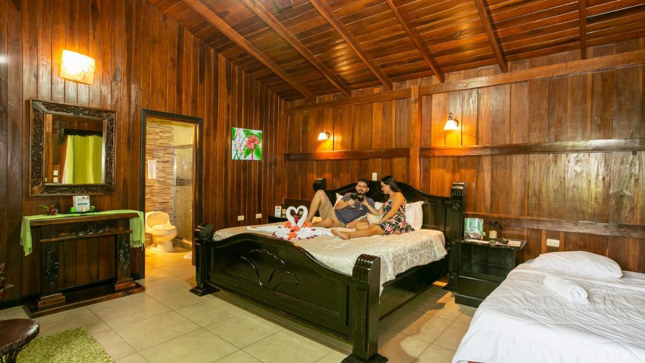 Hotel Rancho Cerro Azul ラ・フォルトゥナ エクステリア 写真