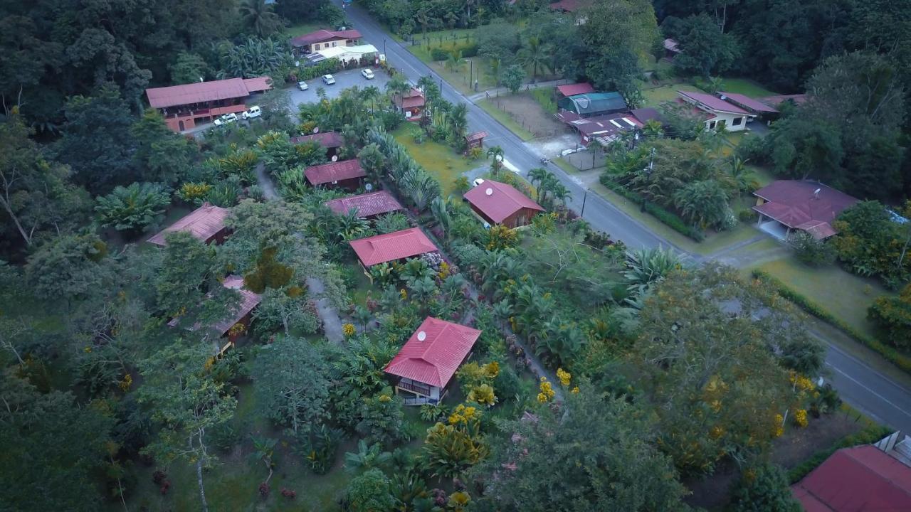 Hotel Rancho Cerro Azul ラ・フォルトゥナ エクステリア 写真