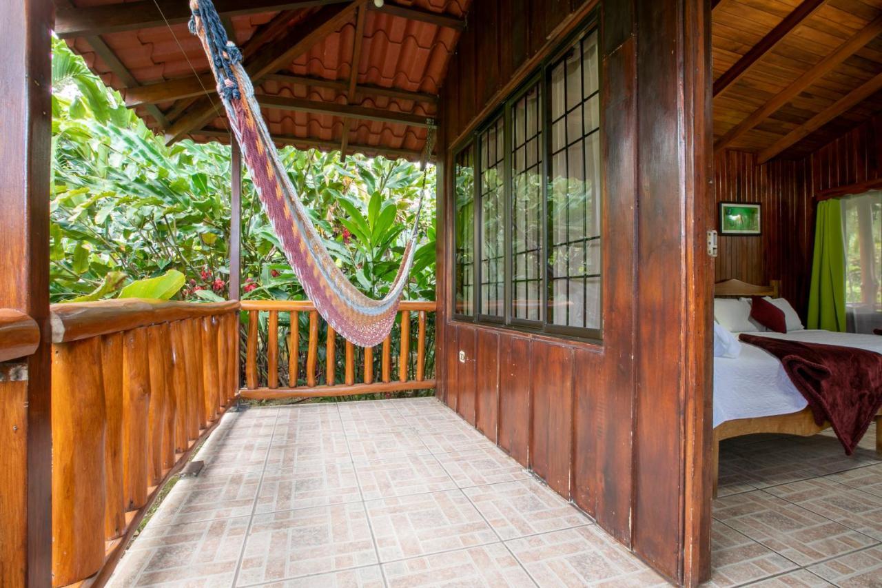 Hotel Rancho Cerro Azul ラ・フォルトゥナ エクステリア 写真