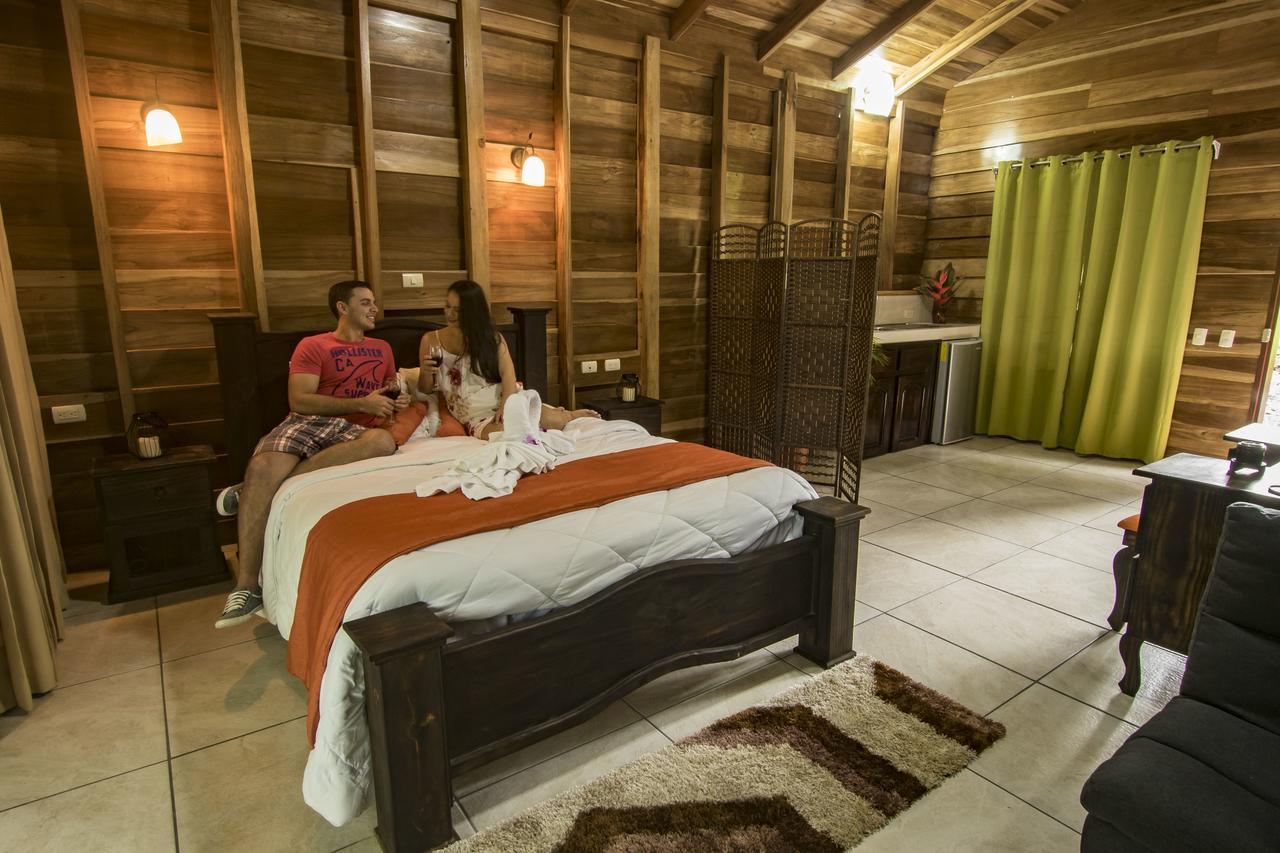Hotel Rancho Cerro Azul ラ・フォルトゥナ エクステリア 写真