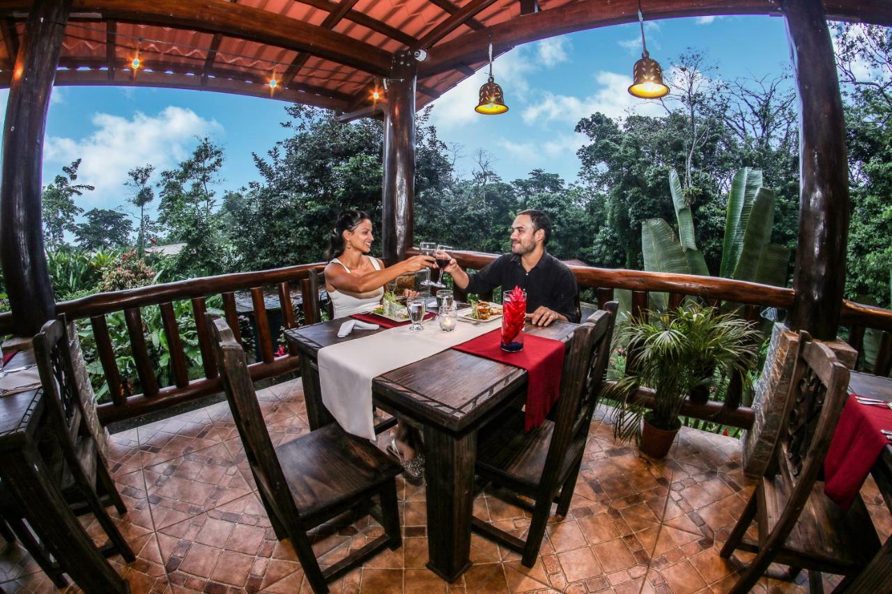 Hotel Rancho Cerro Azul ラ・フォルトゥナ エクステリア 写真